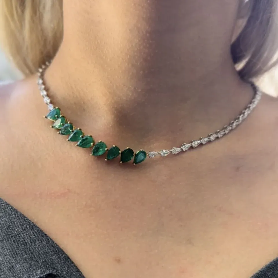 4.48 Karat Pırlanta 10.08 Karat Zümrüt Kolye