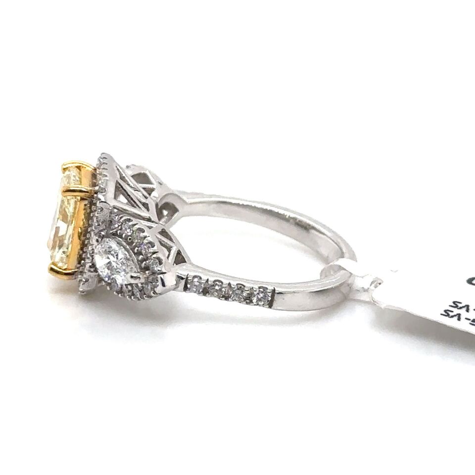 2.00 Karat Fancy Sarı Pırlanta Yüzük