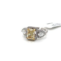 2.00 Karat Fancy Sarı Pırlanta Yüzük