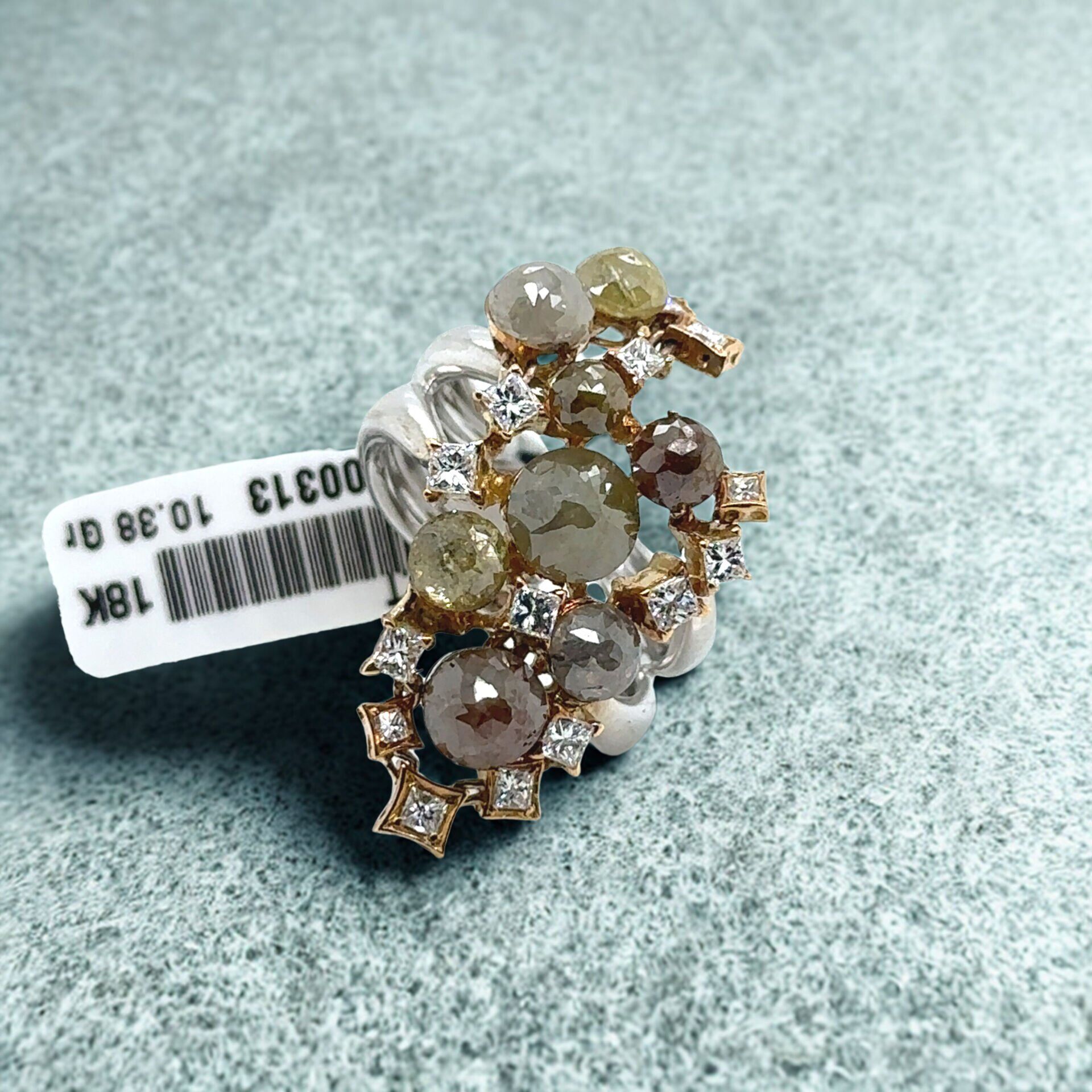 1.36 Karat Elmas 0.65 Karat Pırlanta Yüzük 14