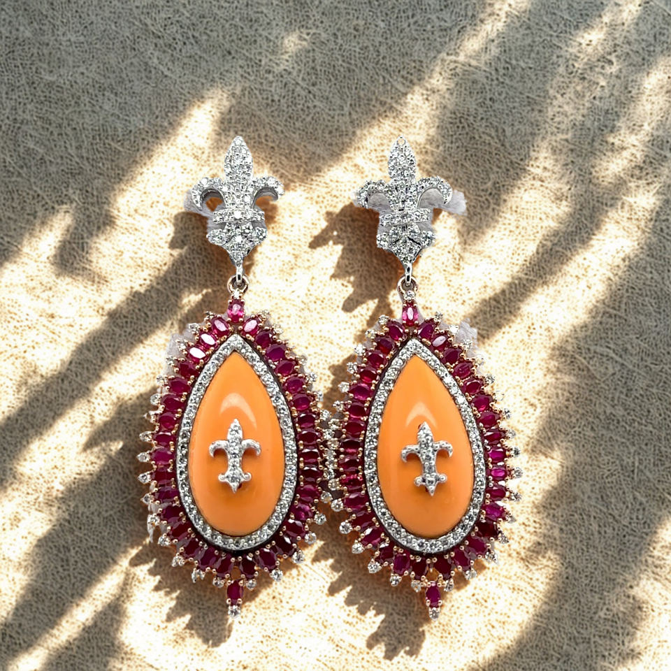 2.18 Karat Pırlanta 4.29 Karat Yakut Küpe