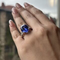 0.65 Karat Pırlanta 9.50 Karat Tanzanite 10 Ayar Beyaz Altın Yüzük