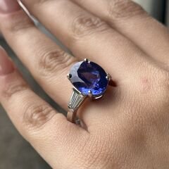 0.65 Karat Pırlanta 9.50 Karat Tanzanite 10 Ayar Beyaz Altın Yüzük