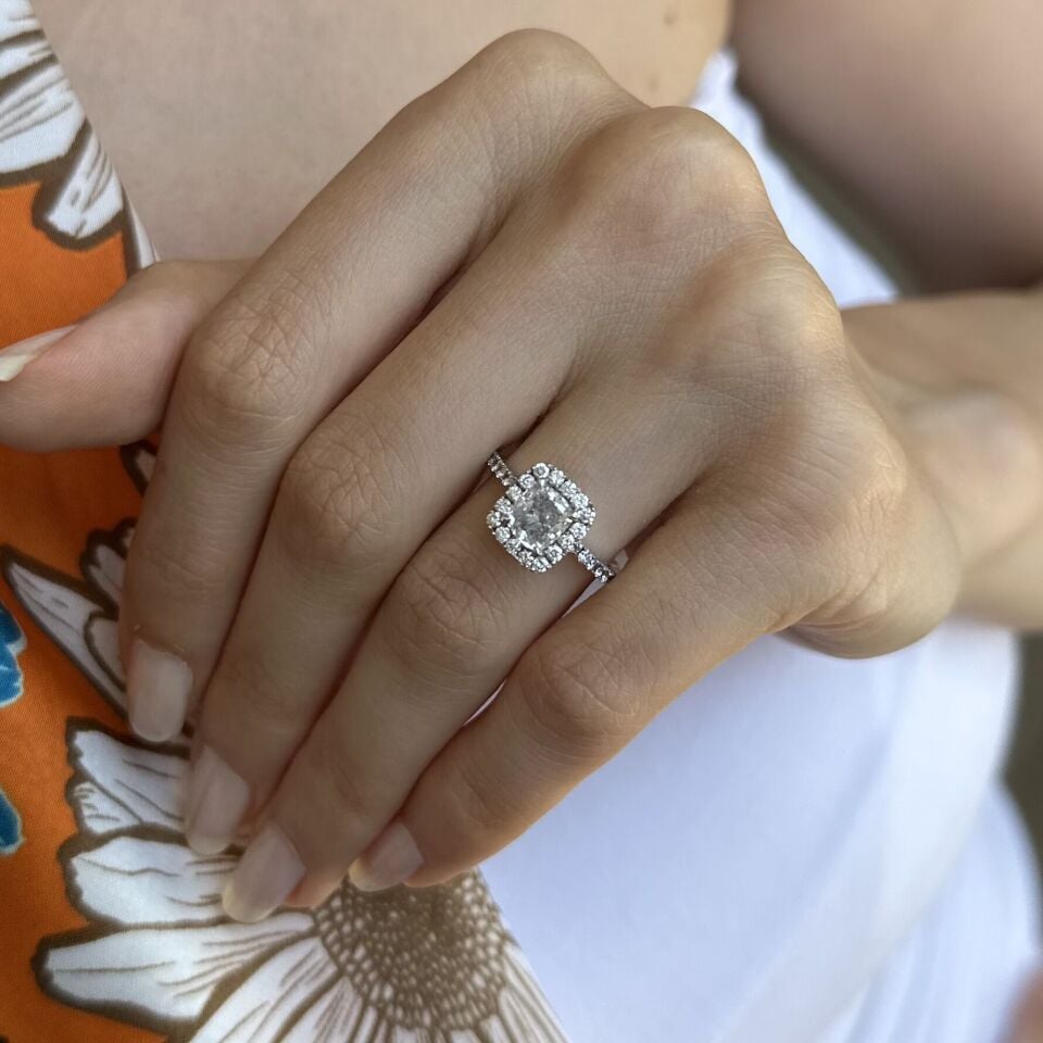 1.15 Karat Pırlanta Baget Yüzük