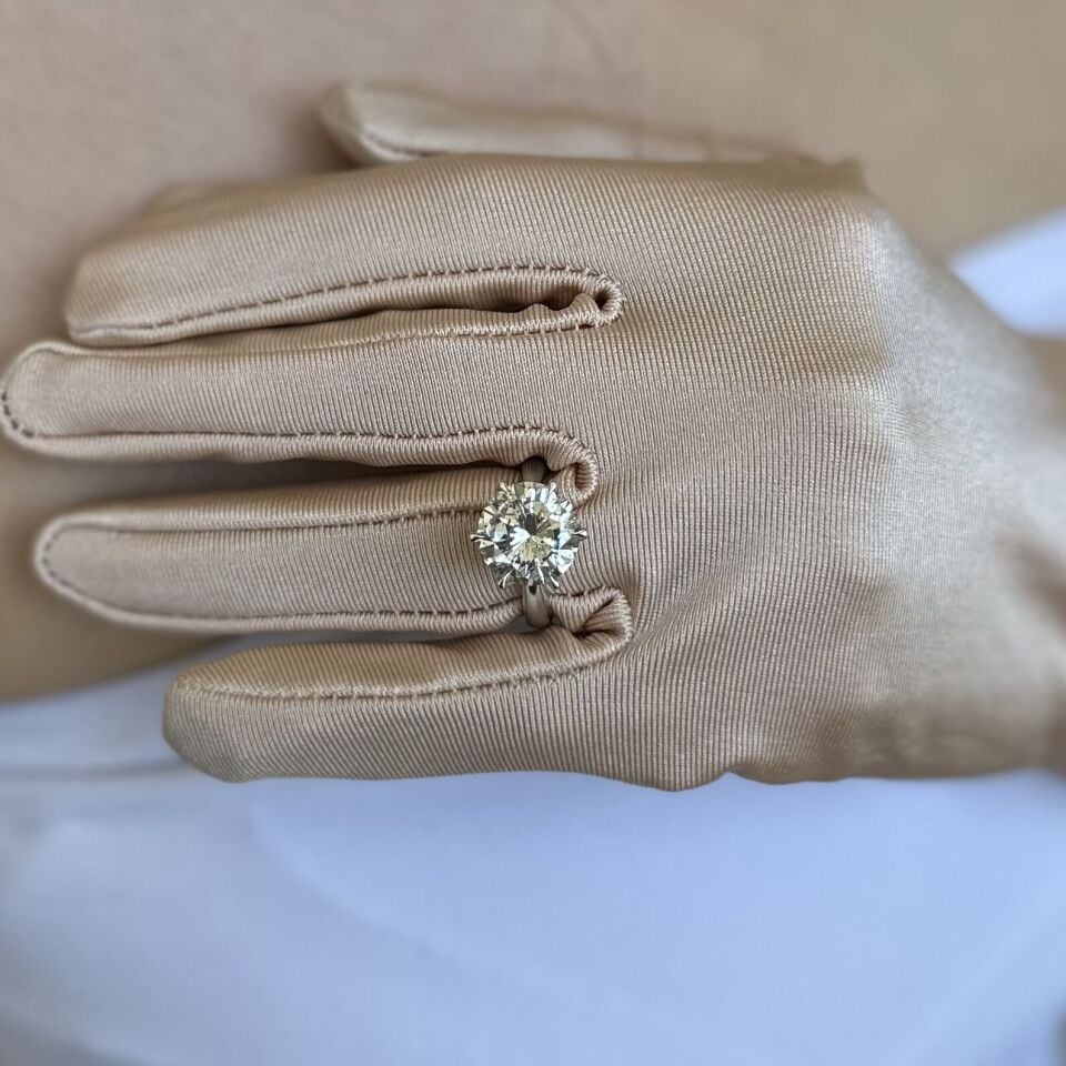 5.03 Karat Pırlanta Tektaş Yüzük