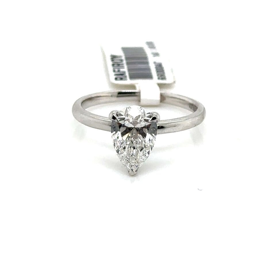 1.51 Karat Pırlanta Damla Tektaş Yüzük